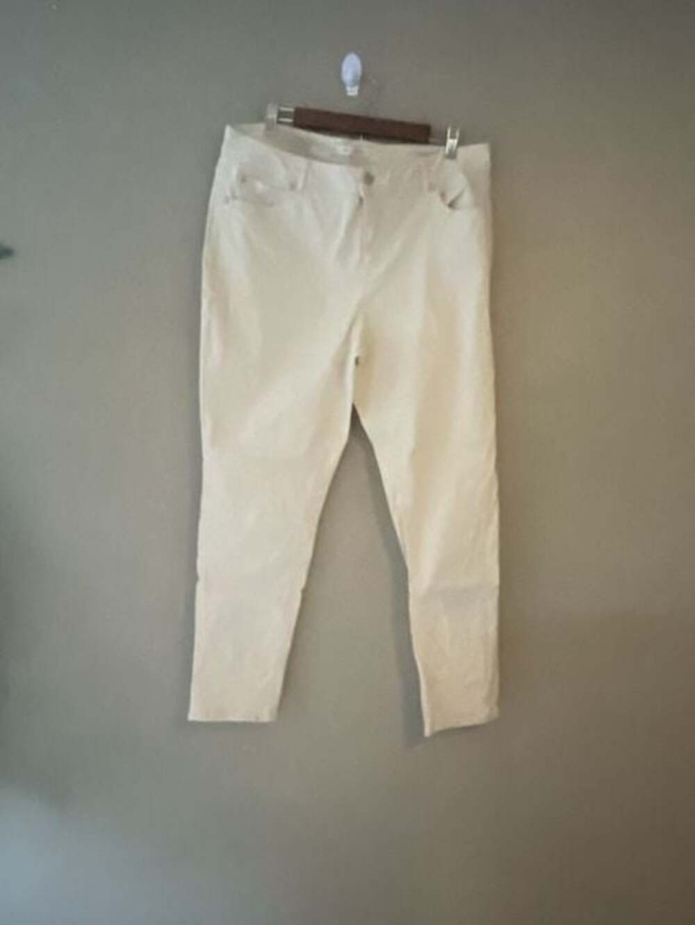 CWC 1946 Denim Women's Hi-Rise light tan Jeans Size 16W